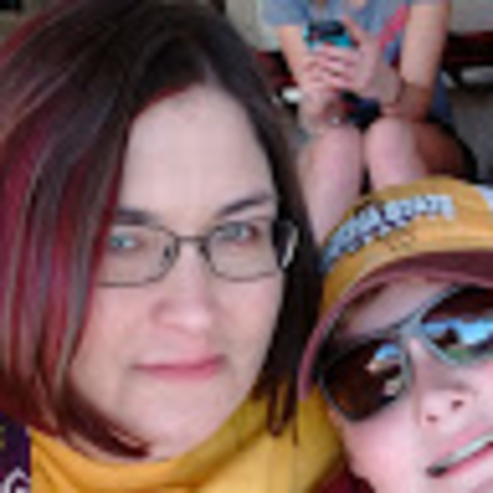 Meet your Posher, Jennifer